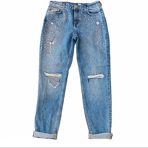 🔥 PRICE DROP 🔥 Divided Blue Distressed Jeans with Rhinestones 8